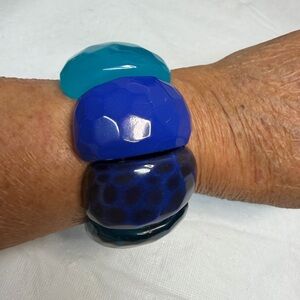 Big Bold Chunky Vintage Panel  Stretch Bracelet Shades of Blue Gorgeous